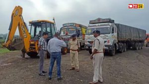 Liquor mafia attacked SDM and Naib Tehsildar
